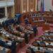 Balluku merr fjalën në Kuvend, deputetët e opozitës braktisin seancën