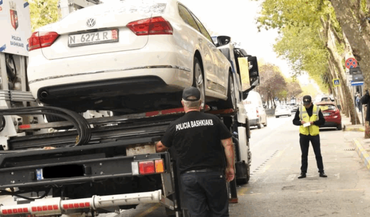 Tiranë/ Aksion për parkimet e parregullta. Bashkia kujtohet për autobuset