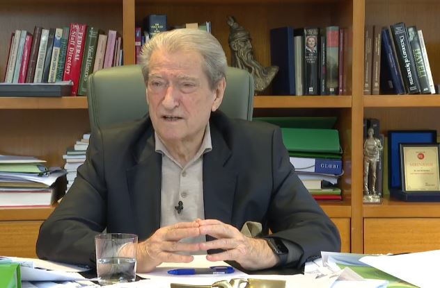 Berisha: Lindshmëria në nivelin e 100 viteve më parë. Shqipëria po shkon drejt boshatisjes kombëtare