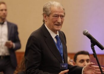 Sali Berisha zgjidhet zv/President i CDI, Unioni më i madh i partive të djathta në botë