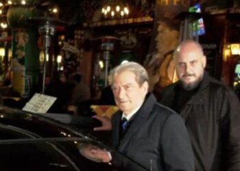 ‘Foltore 2”/ Nis tubimi i opozitës p’ara Kryeministrisë, Berisha niset drejt protestës