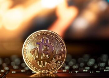 Tregu i kriptove në rënie të lirë: Bitcoin 81 mijë $, humbje rekord