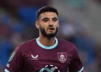 Chelsea rikthehet te fitorja duke mundur Burnleyn, ka minuta edhe për Brojën