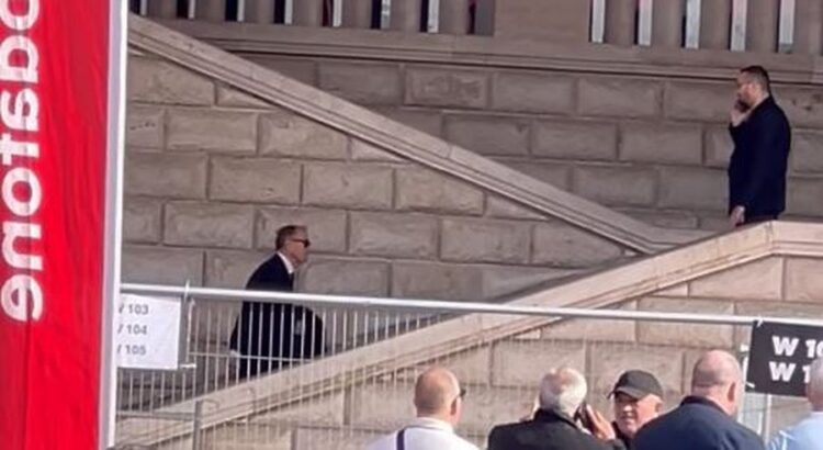 Shkroi historinë me Kombëtaren në Europian, ish-trajneri De Biasi nuk u ndahet kuqezinjve