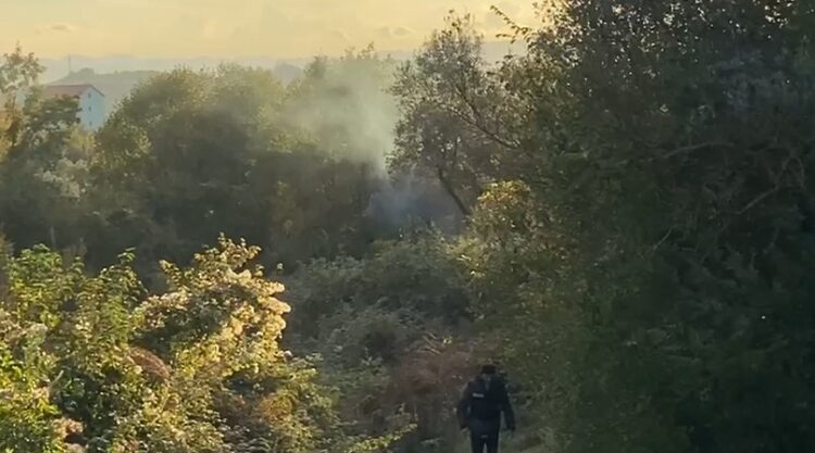 Policia zbardh detaje nga atentati në Rinas: Brenda makinës së djegur u gjetën 4 kallashnikovë