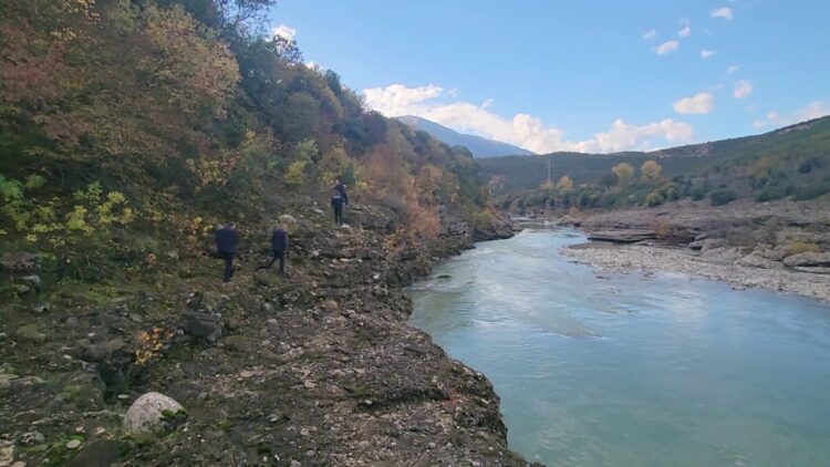 Mister në Përmet: 66-vjeçari zhduket pa gjurmë, në të njëjtën rrugë kanë humbur edhe dy persona të tjerë