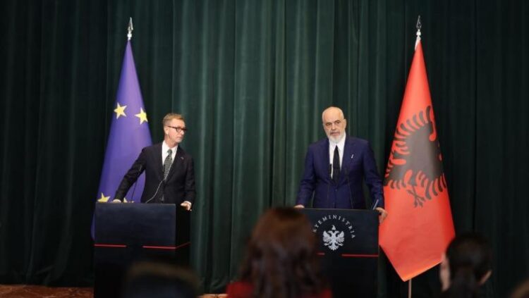 Rama kërkon ndjesë për sulmet ndaj ambasadorit Gonzato