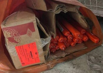 Ishte nisur nga Shqipëria drejt Kosovës, kapen 300 kg eksploziv brenda një furgoni në kufi