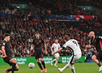 Historia e përballjeve Shqipëri-Angli, “Shqiponjat kuqezi” kërkojnë fitoren e parë ndaj “Tre Luanëve”