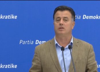 Flamur Noka sqaron: Zarfi i SPAK për Berishën nuk u hap, ishte për PD