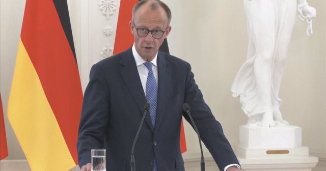 Kancelari gjerman: Paqja me Rusinë nuk mjafton, Ukraina duhet të ketë ushtri prej 800 mijë trupash