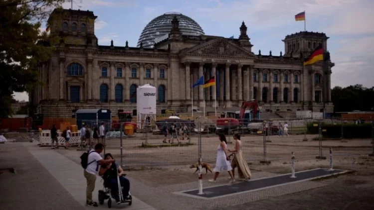 Qeveria gjermane arrin marrëveshje për shërbimin ushtarak, ja çfarë planifikohet