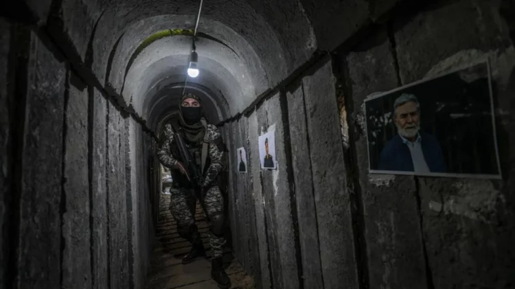 Izraeli gjen trupat e 9 luftëtarëve të Hamasit në tunelet e Rafahut