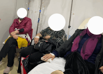 Situatë alarmante/ Pacientët e Onkologjikut trajtohen pa poltronë, pa pajisje dhe pa dinjitet