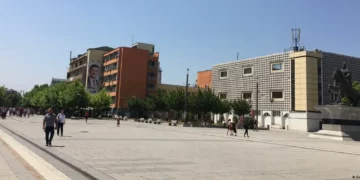 DW: Kosova ende në udhëkryq