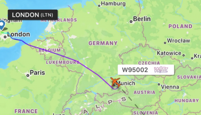 Avioni devijon për në Londër, 5 pasagjerë sëmuren gjatë fluturimit