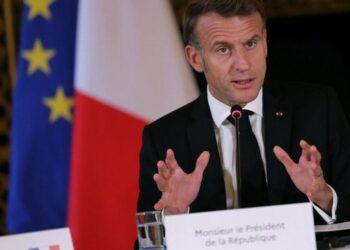 Grabitja në muzeun e Luvrit, Macron: Xhevahiret do të gjenden dhe autorët do të gjykohen