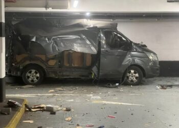 Shpërthen një furgon në një parking nëntokësor në Londër, një i plagosur me djegie