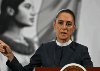 Kriza diplomatike Peru–Meksikë: Kongresi shpall “non grata” presidenten Sheinbaum!