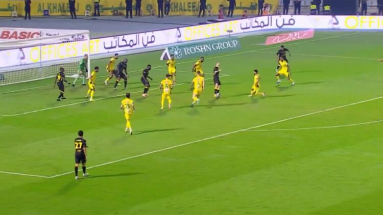 Super Mario Mitaj! Mbrojtësi i kombëtares shënon gol në Arabi dhe shpëton ekipin nga humbja