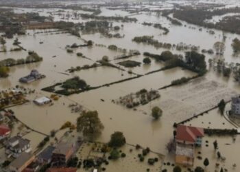 Të mërkurën rikthehen reshjet në disa qarqe, ja zonat që rrezikojnë