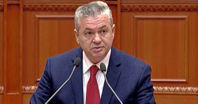 Murrizi: Berisha flaku besnikët, PD sot është thjesht parti konservash