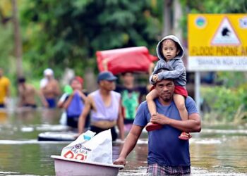 Supertajfuni Fung-wong, Filipinet evakuojnë mbi 100 mijë persona