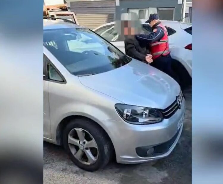 Tronditje në Tiranë! Arrestohet 29-vjeçari që shpërndante pornografi me të mitur në internet