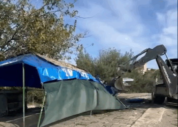 Qeveria është “zgjuar”, vijon prishjen e ndërtimeve që si kishte parë