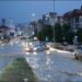 Moti i keq “mbërthen” edhe Kosovën/ Përmbytje në Prishtinë, ndërpritet procesi mësimor