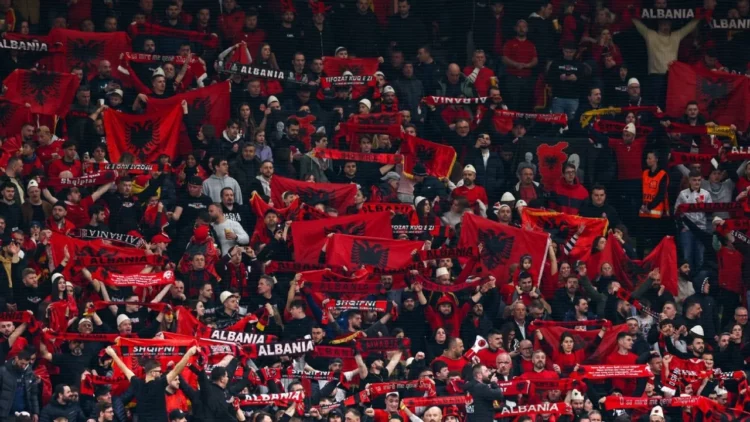 UEFA uron Shqipërinë për 113-vjetorin e Pavarësisë: Gëzuar, kombi i apasionuar pas futbollit…