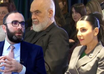 Rama shfaqet me Ballukun, Bardhi: Kryeministri është peng i saj, janë bashkë në afera e korrupsion