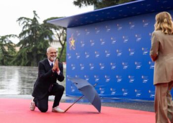 Rama “skllav i Melonit”: Shqipëria gati të bëjë çfarë të dojë Italia!