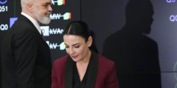 Juristët: Pezullimi i Ballukut me vendim gjykate nuk është as antiligjor dhe as unik