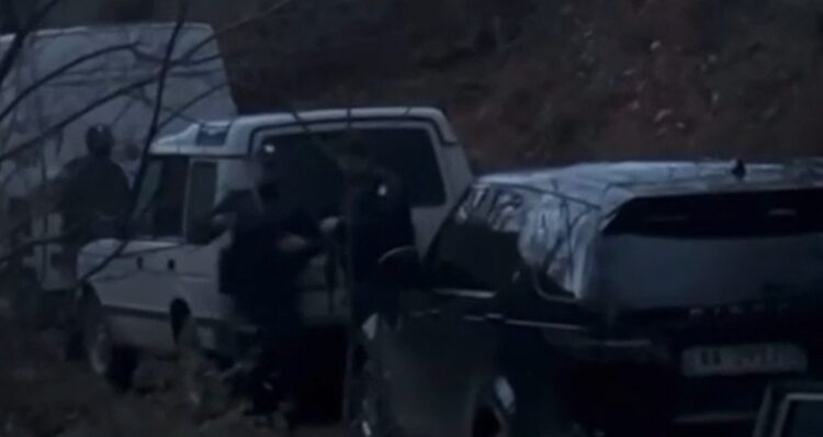 Operacioni në Orosh dalin detaje të reja: Dy të rrethuarit, të sapo kthyer nga Siria?