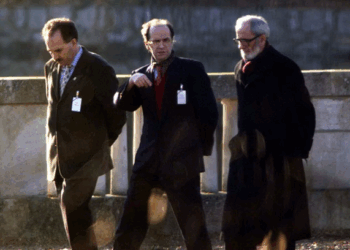 Analiza e REL: Rambujeja dhe Vjena krijuan shtetin e Kosovës- pse Brukseli s’e normalizoi?