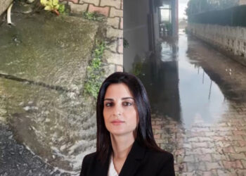 Plasin sërish ujërat e zeza në Plazhin e Durrësit, bashkia e Sakos bën sehir (Video)