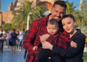 “S’prite ta dëgjoje Roelin…”, reagon bashkëshortja e Shpat Kasapit: Ndërrove jetë në krahët e mi!