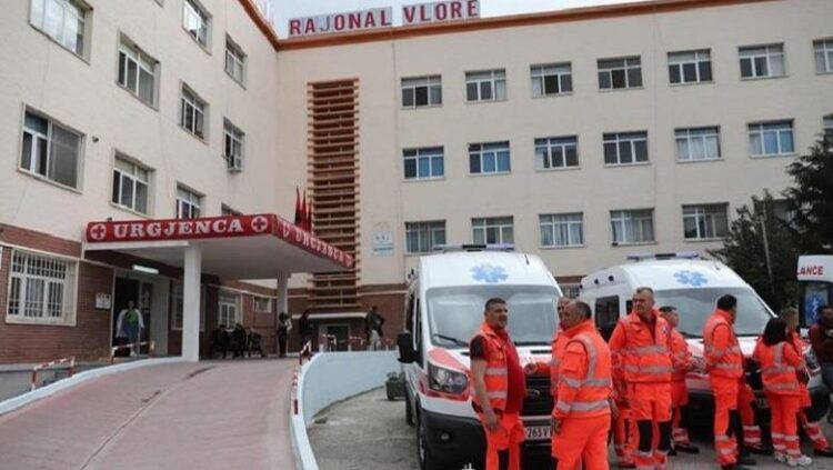 31-vjeçari “nën efektin e alkoolit” sulmon Urgjencën e Spitalit të Vlorës