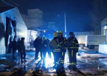 Ukraina nën errësirë: Reduktim energjie deri në 16 orë për shkak të sulmeve ruse