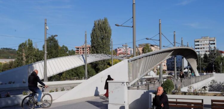 “Do të përkeqësohen marrëdhëniet!”, mosbesimi midis serbëve dhe shqiptarëve në Kosovë mbetet i thellë