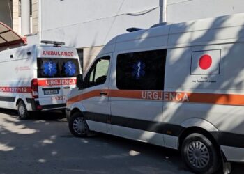 48-vjeçarja humb jetën në Korçë — familjarët akuzojnë spitalin për neglizhencë (VIDEO)