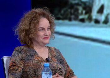 “Qeveria nuk po rrit pensionet”, Zana Guxholli: Ky është bonus mujor!