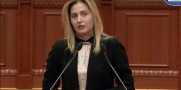 “Buxheti nuk u përgjigjet nevojave të qytetarëve/ Zhupa: Tirana s’ka muze, teatër dhe cirkun e bëjnë deputetët