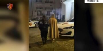 Mirditë/ Arrestohet 35-vjeçarja, i gjendet pistoletë pa leje