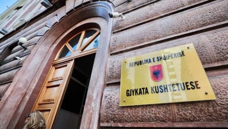 Dorëheqja në Kushtetuese: Kuvendi hap garën për anëtarin e ri pas largimit të Toskës