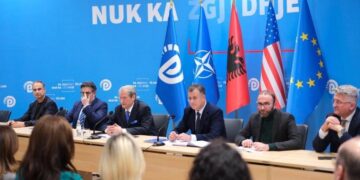 Protesta e PD, Berisha tregon skenarin: Nuk do e lirojmë sheshin derisa Rama të ikë