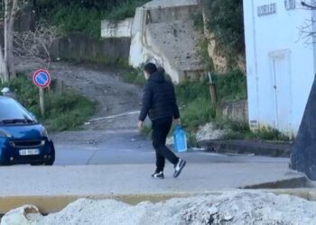 Vlora në krizë uji: 3 ditë pa furnizim, spitali furnizohet me autobotë zjarrfikësish