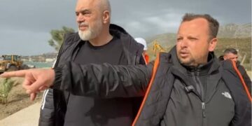 Vlorë, jep dorëheqjen ish-kryetari i komanduar i bashkisë, Elis Halili