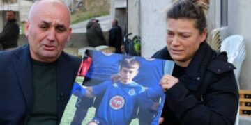 “Mos na i merrni fëmijët”, Nëna e Martin Canit reagon pas vdekjes së adoleshenti në Durrës